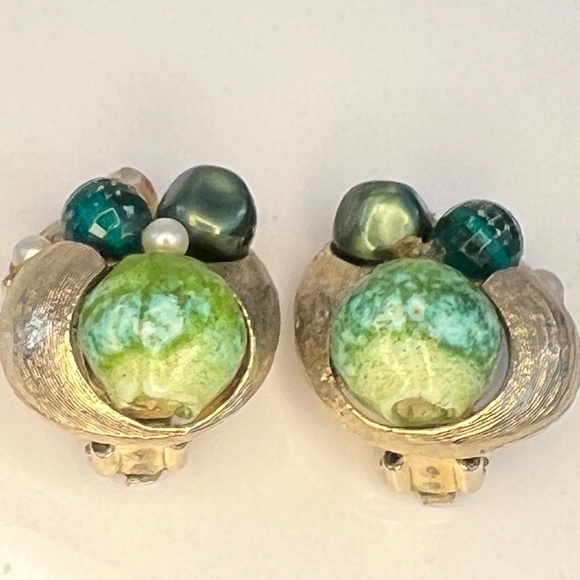 Vintage Signed ART Parure Set Necklace Bracelet Earrings - Picture 2 of 16